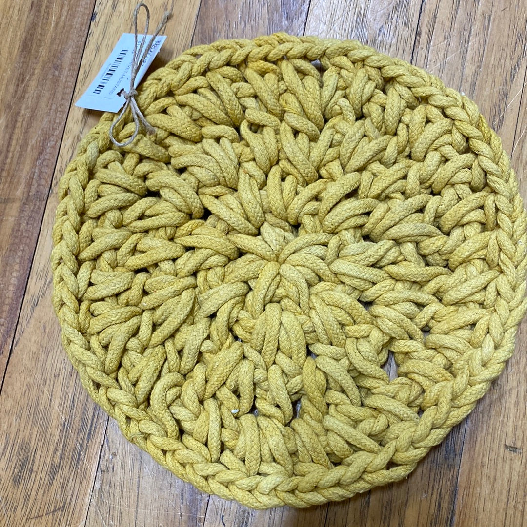 ROUND TRIVET-MUSTARD