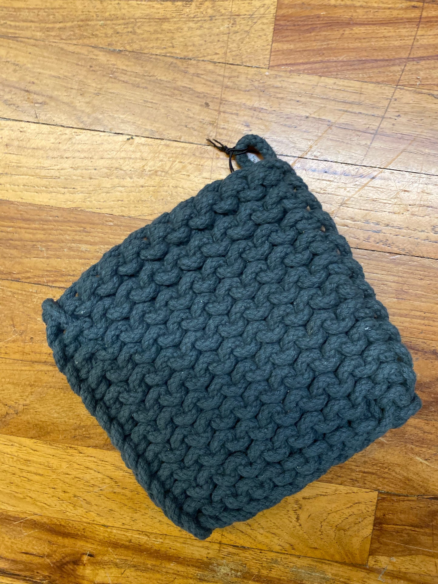 COTTON CROCHETED POT HOLDER