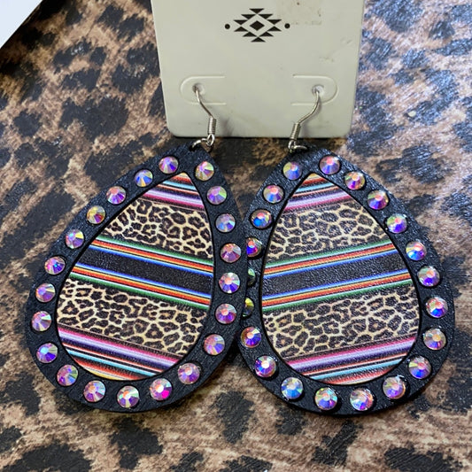 LEOPARD/BLK STRIPE OVAL WOOD EARRINGS