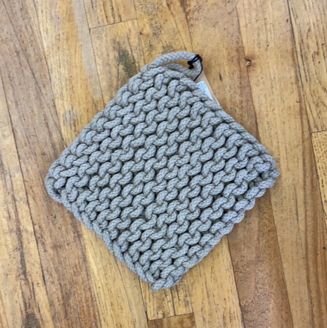 COTTON CROCHETED POT HOLDER